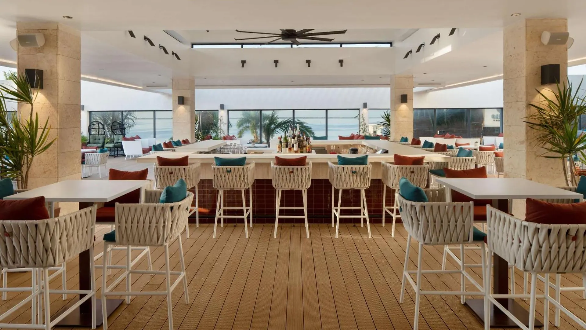****  Rok Hotel Kingston Tapestry Collection By Hilton Jamaica