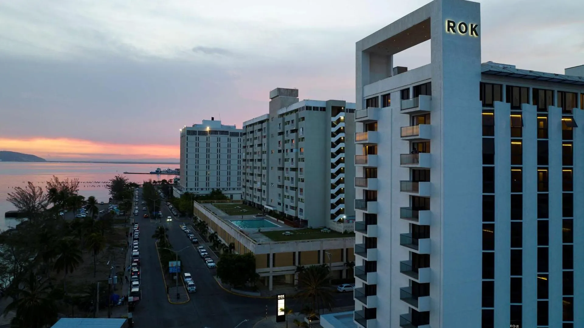 Rok Hotel Kingston Tapestry Collection By Hilton